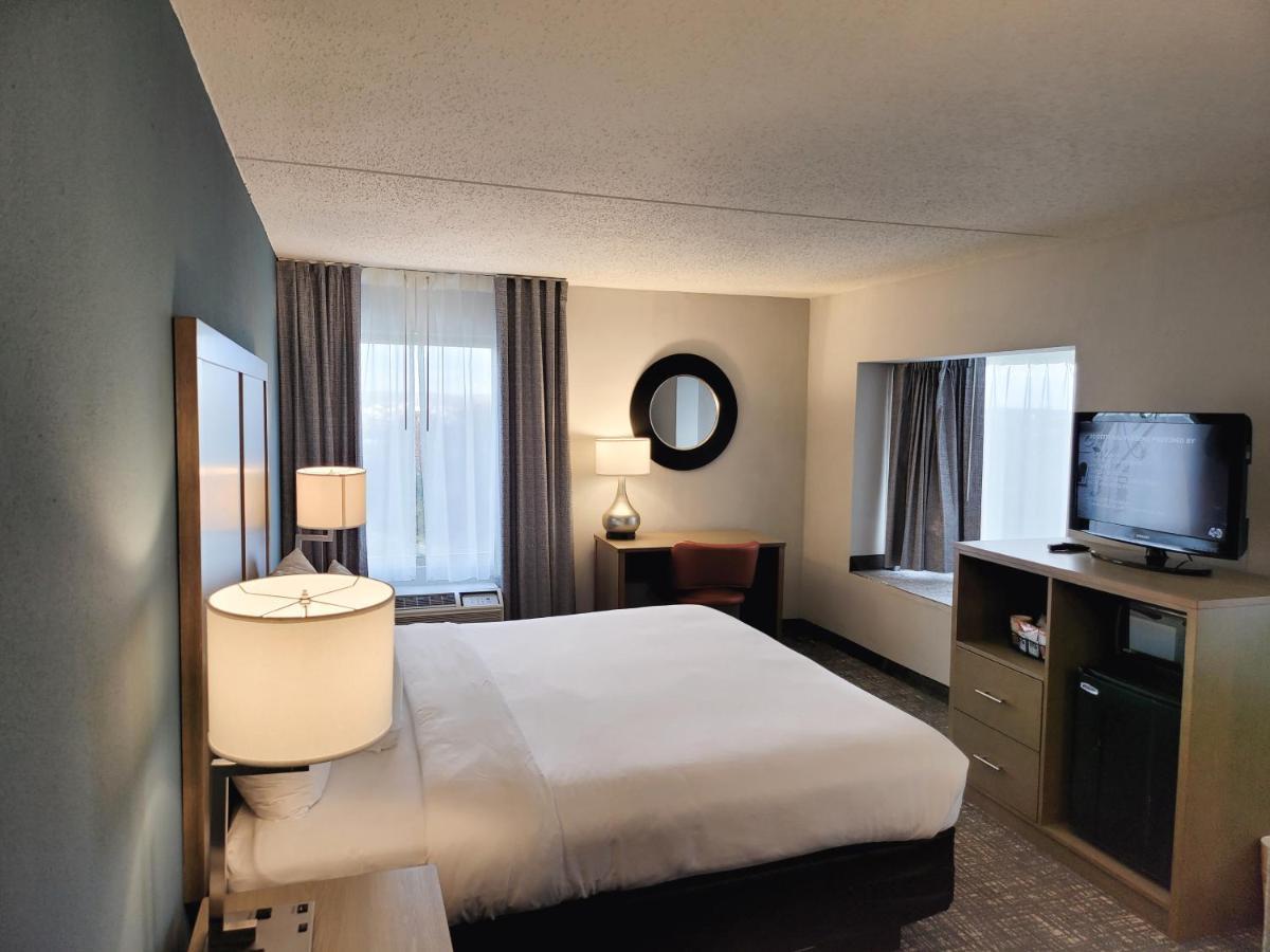 Comfort Inn & Suites Alexandria West Ngoại thất bức ảnh