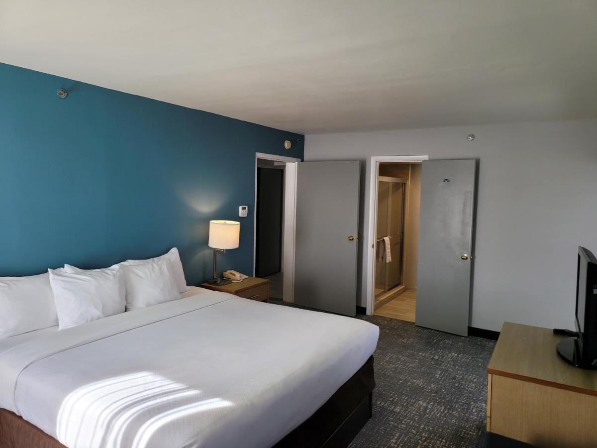 Comfort Inn & Suites Alexandria West Ngoại thất bức ảnh