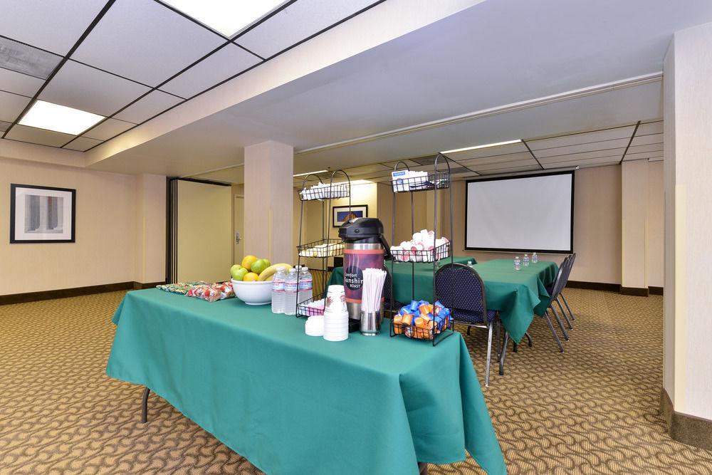 Comfort Inn & Suites Alexandria West Ngoại thất bức ảnh