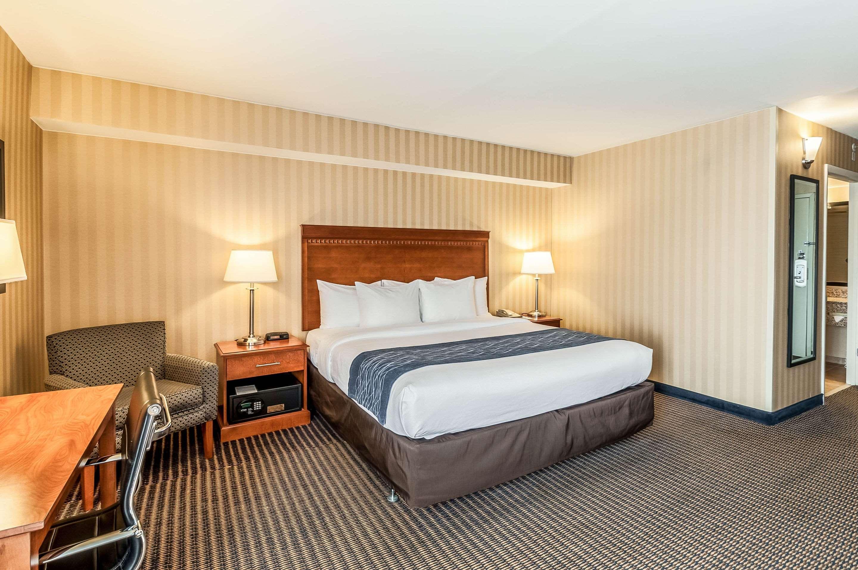 Comfort Inn & Suites Alexandria West Ngoại thất bức ảnh
