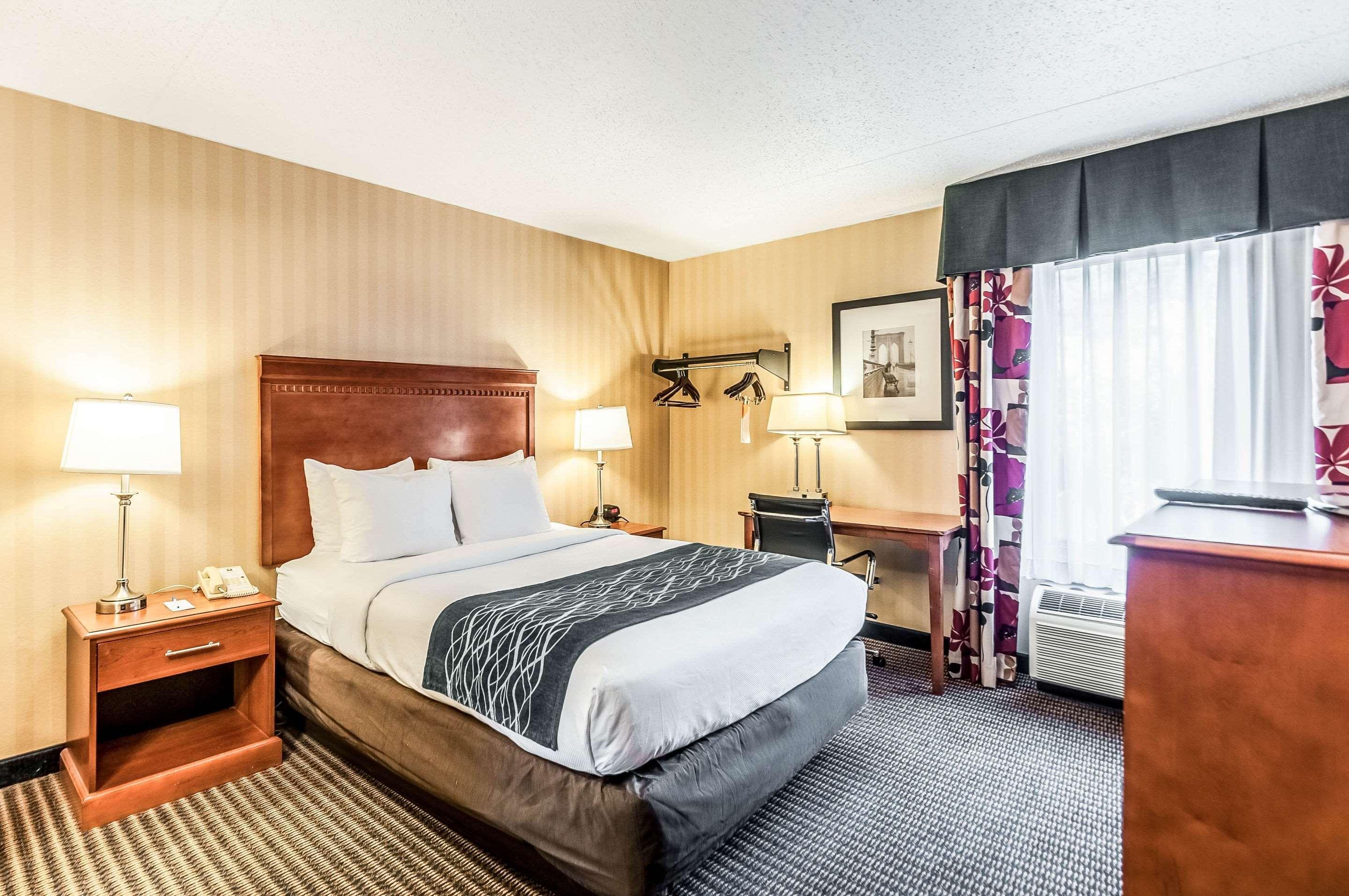 Comfort Inn & Suites Alexandria West Ngoại thất bức ảnh