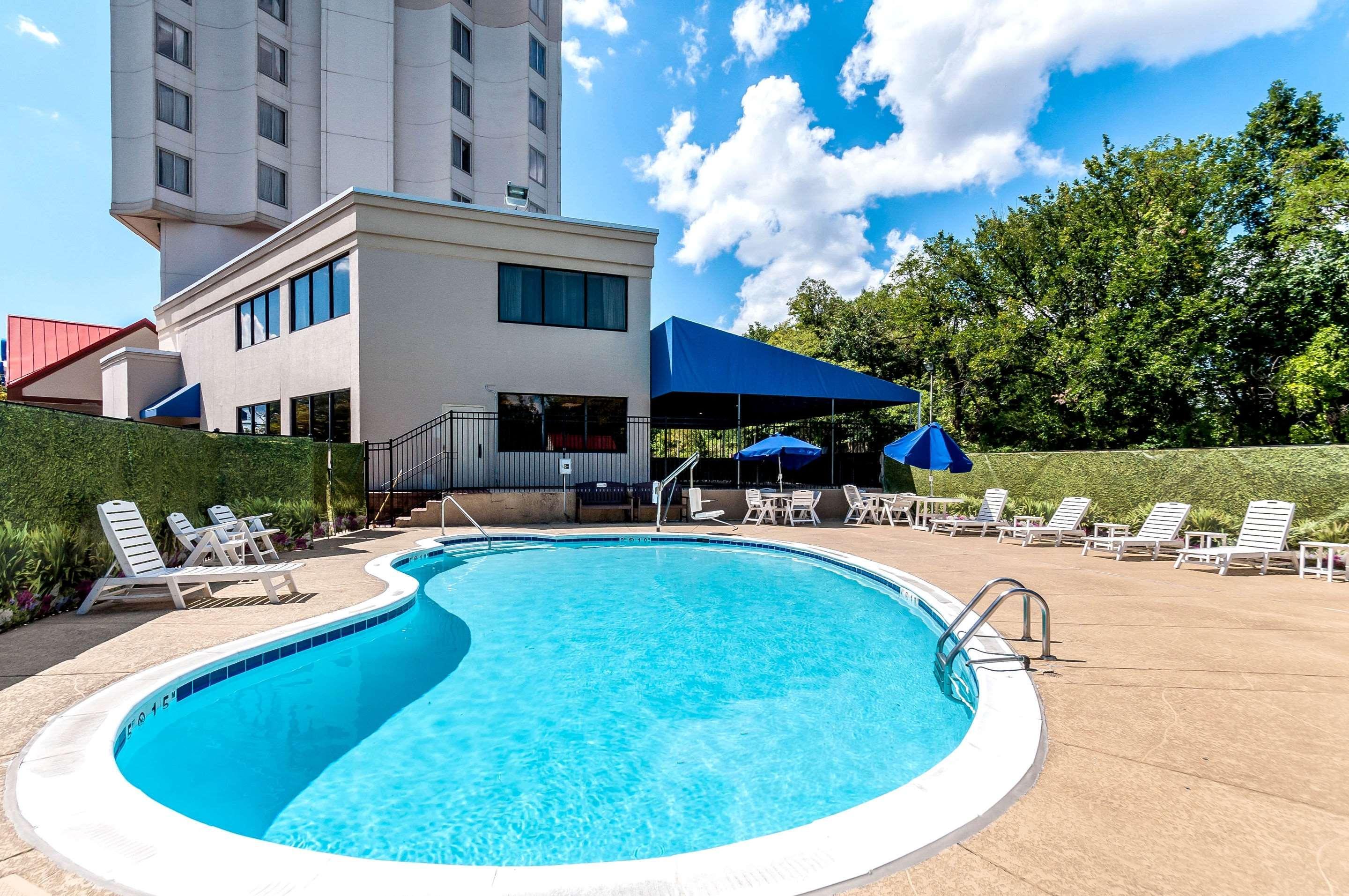 Comfort Inn & Suites Alexandria West Ngoại thất bức ảnh