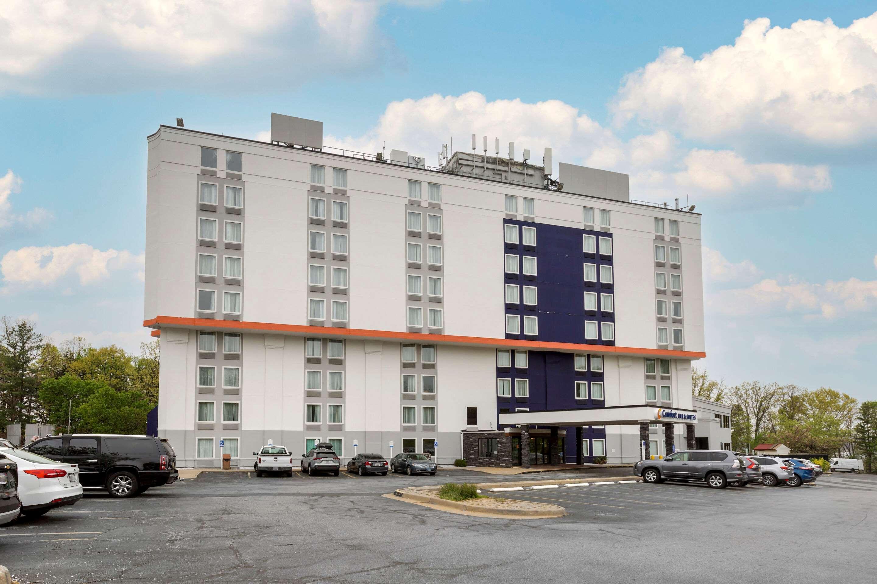 Comfort Inn & Suites Alexandria West Ngoại thất bức ảnh