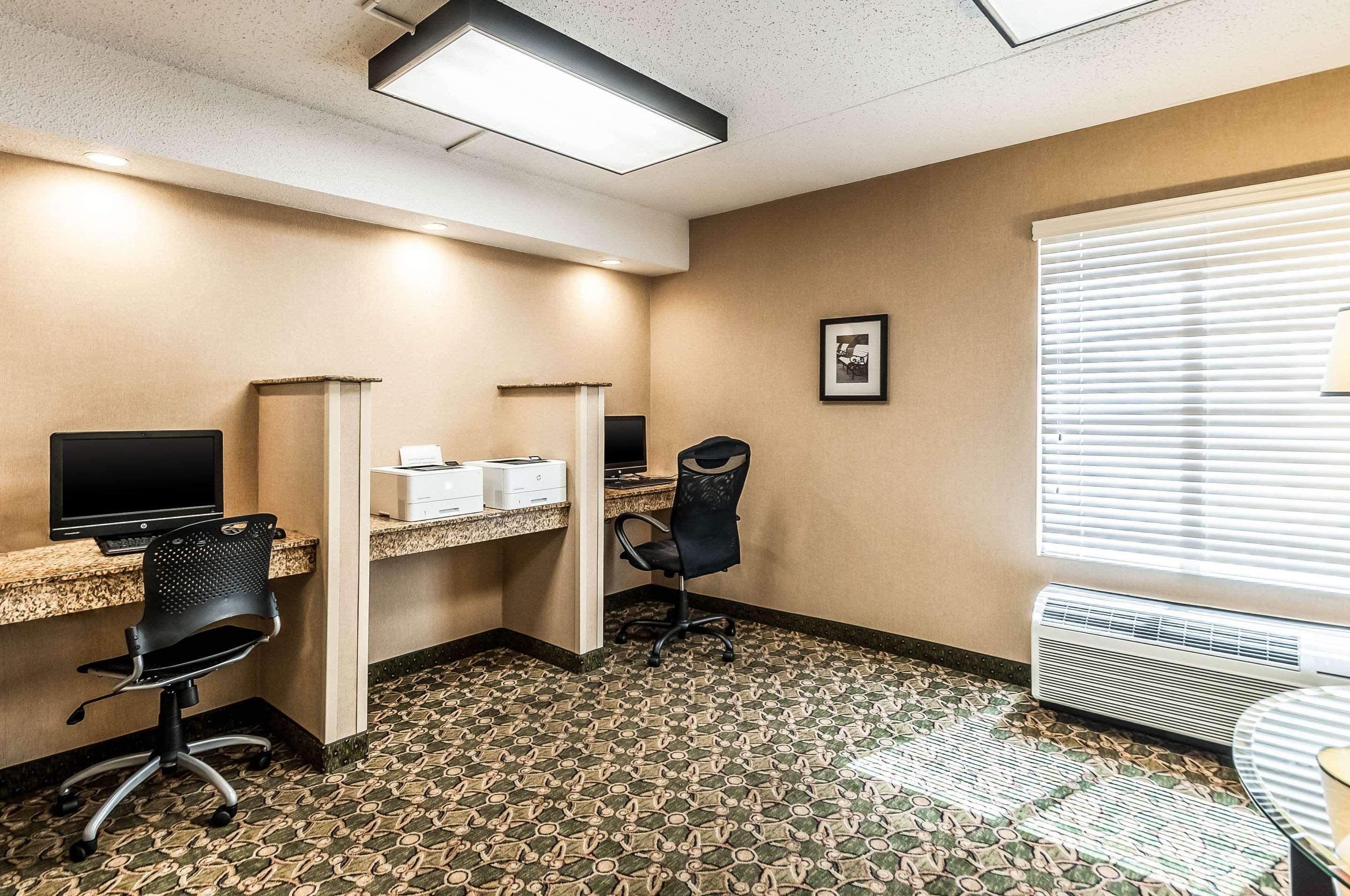 Comfort Inn & Suites Alexandria West Ngoại thất bức ảnh